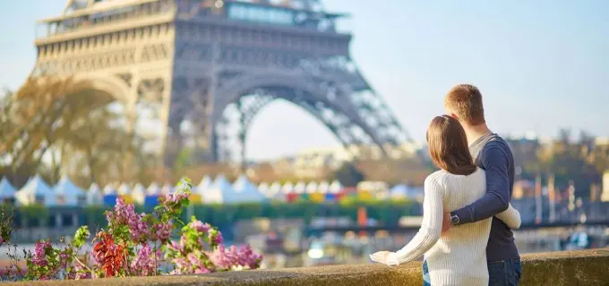 Romantic Spots in Paris